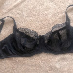 Elle macpherson black lace bra 32F